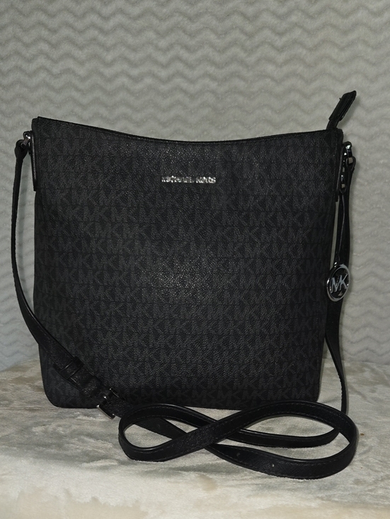 Michael Kors Handbags - Michael Kors Black MK Signature Crossbody Bag
